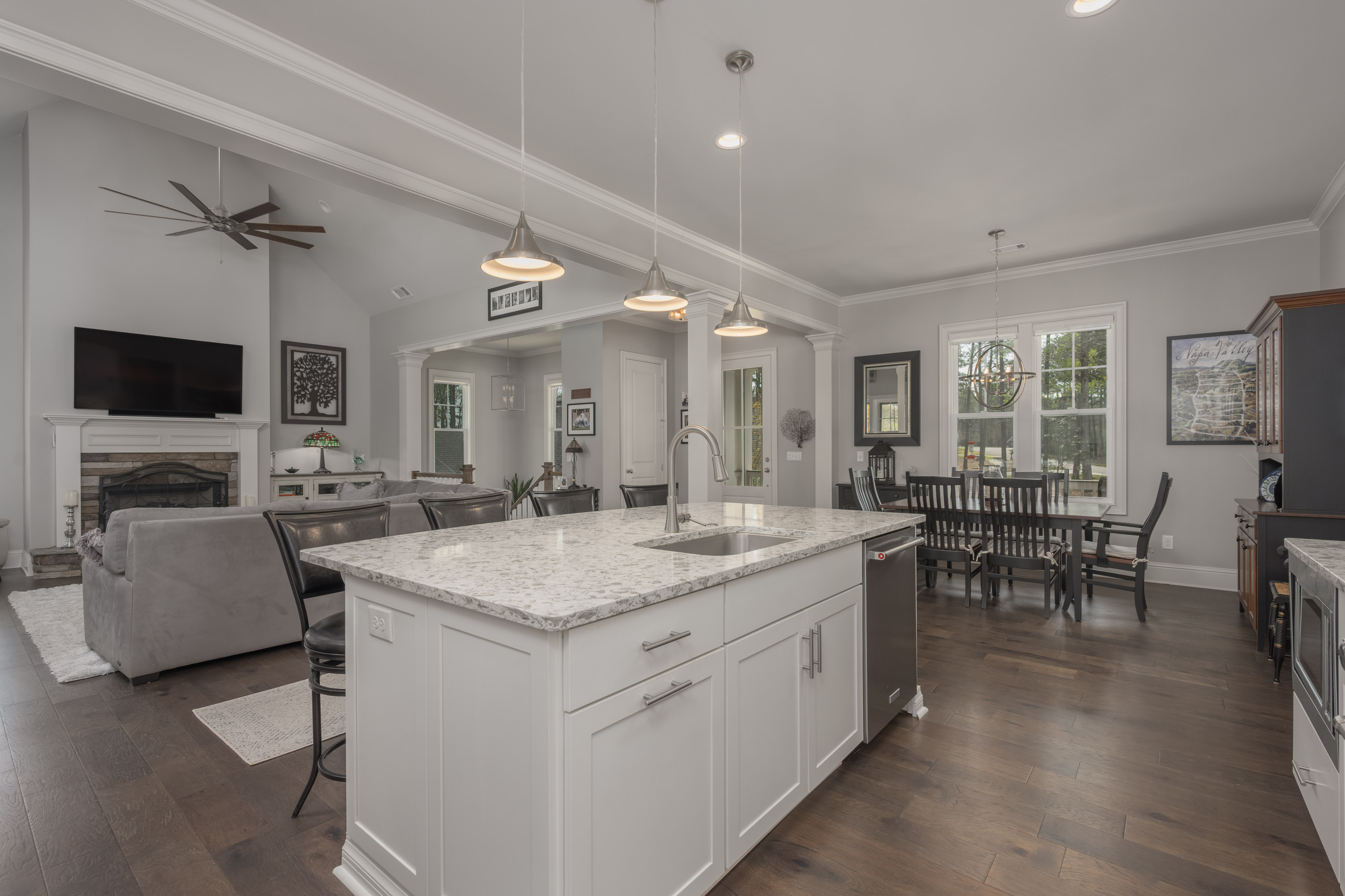 1140 Long Cove Drive image 13